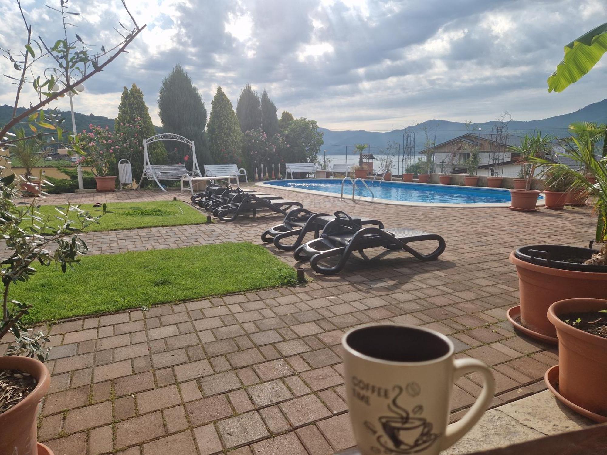 Casa Marina Hotel Ieşelniţa Kültér fotó