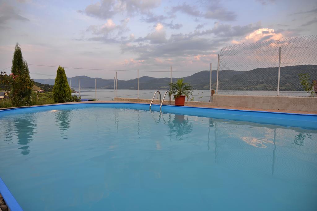 Casa Marina Hotel Ieşelniţa Kültér fotó