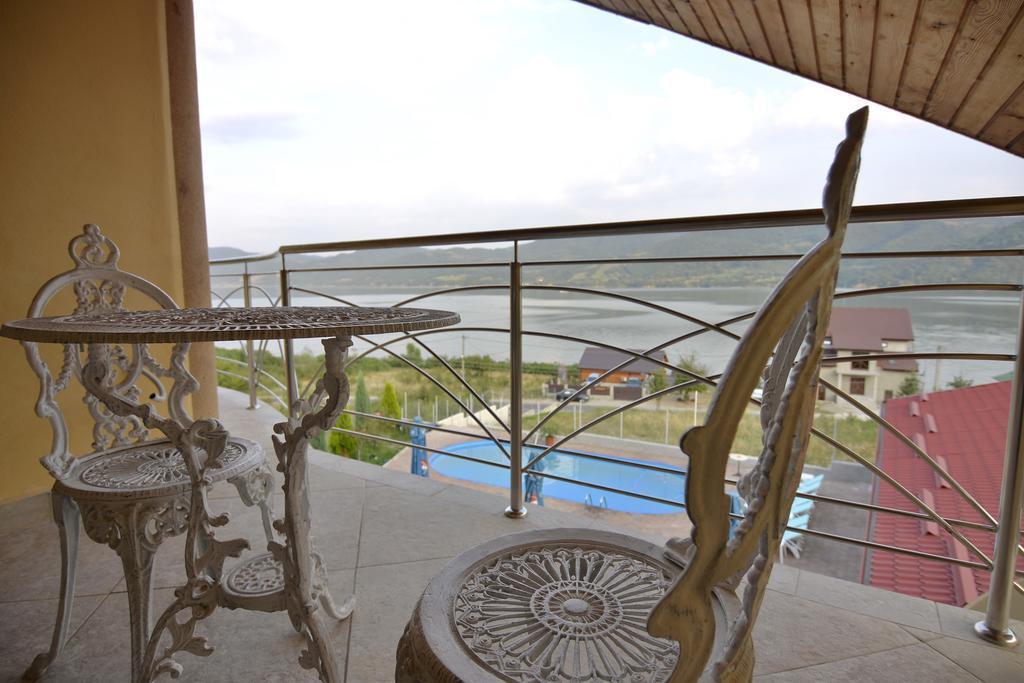 Casa Marina Hotel Ieşelniţa Kültér fotó