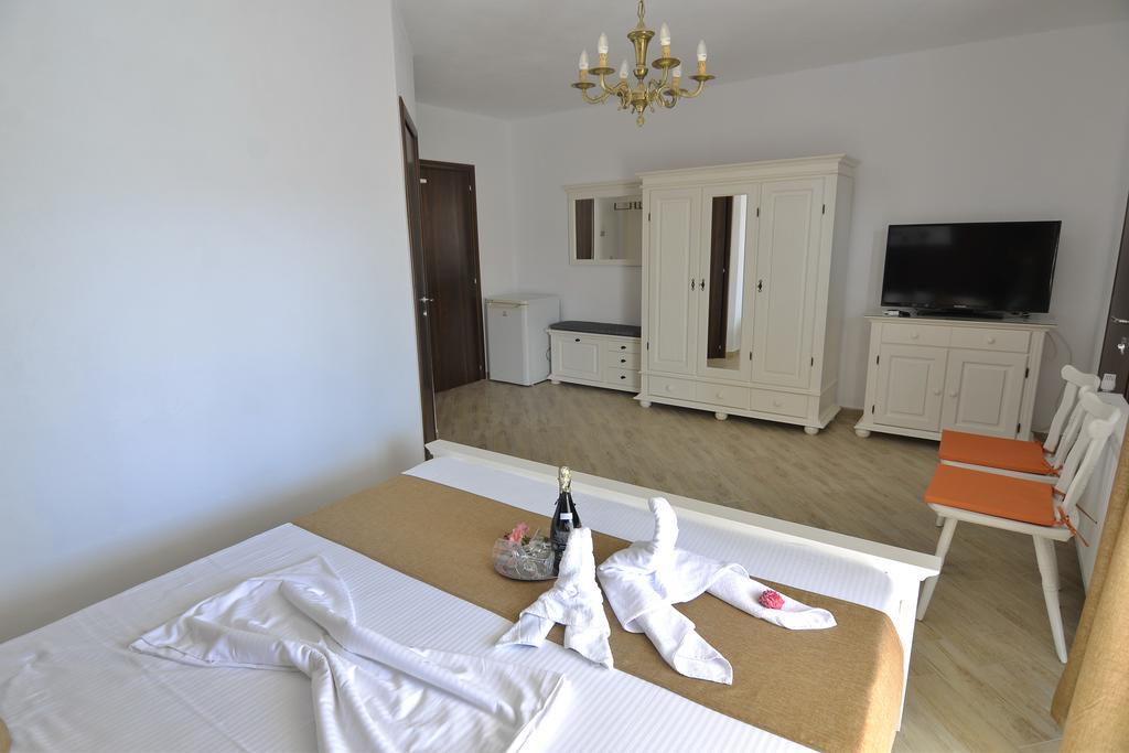 Casa Marina Hotel Ieşelniţa Kültér fotó