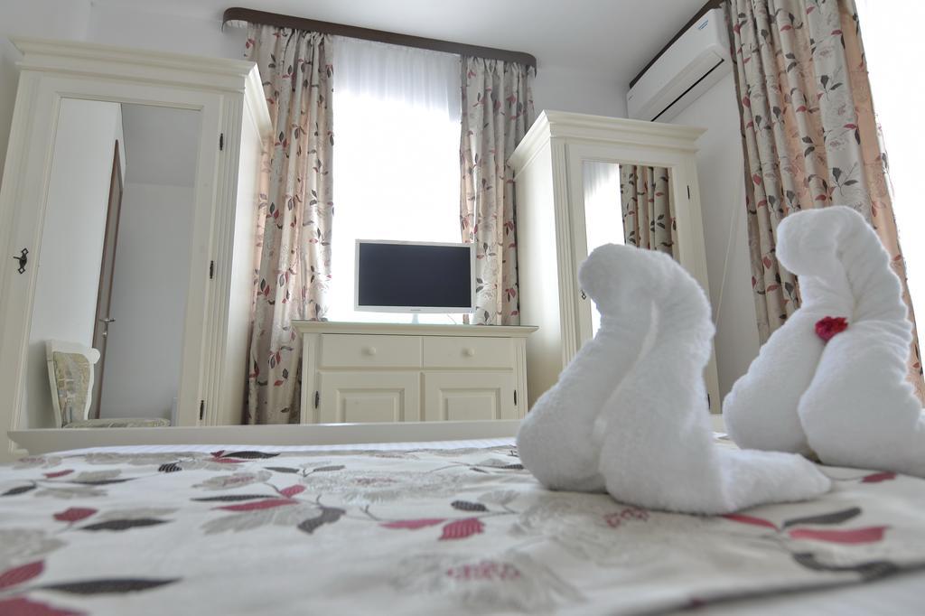 Casa Marina Hotel Ieşelniţa Kültér fotó