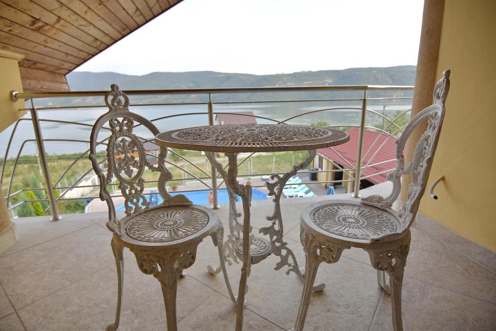 Casa Marina Hotel Ieşelniţa Kültér fotó